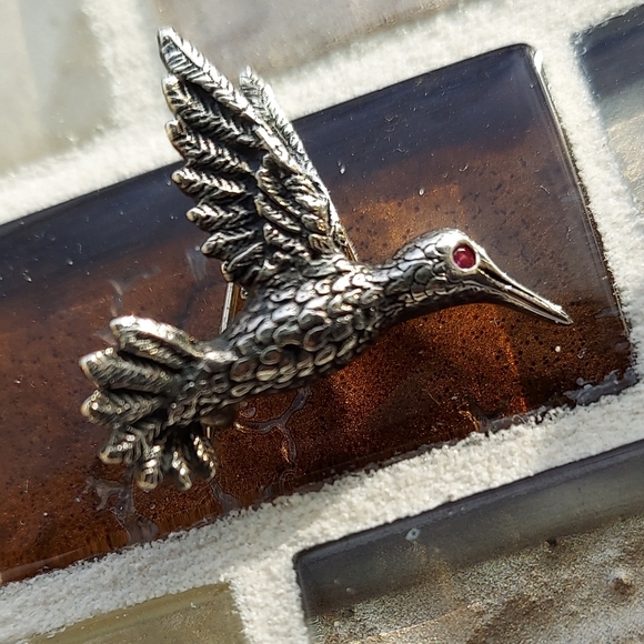 RETIRED James Avery Vintage Sterling Hummingbird pin - Picture 2 of 4